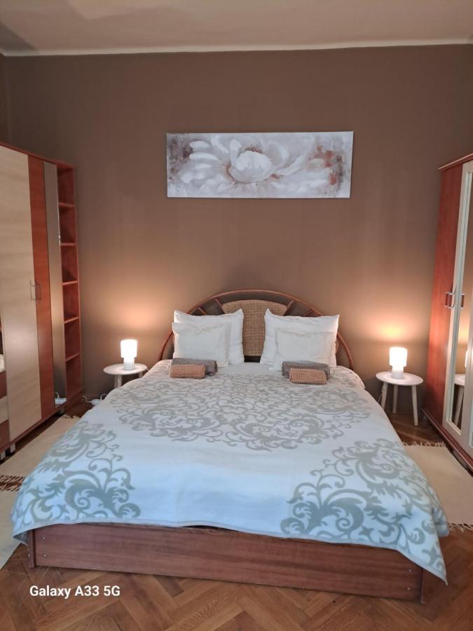 Szell 3 Apartman Apartment Szombathely Ngoại thất bức ảnh